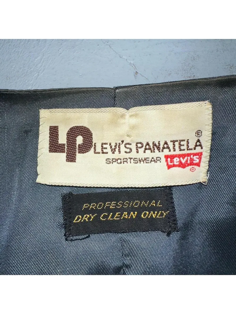VTG Mens 2 PC Suit 44L Jacket Coat Vest Gray Levis Panatela Wool 80s
